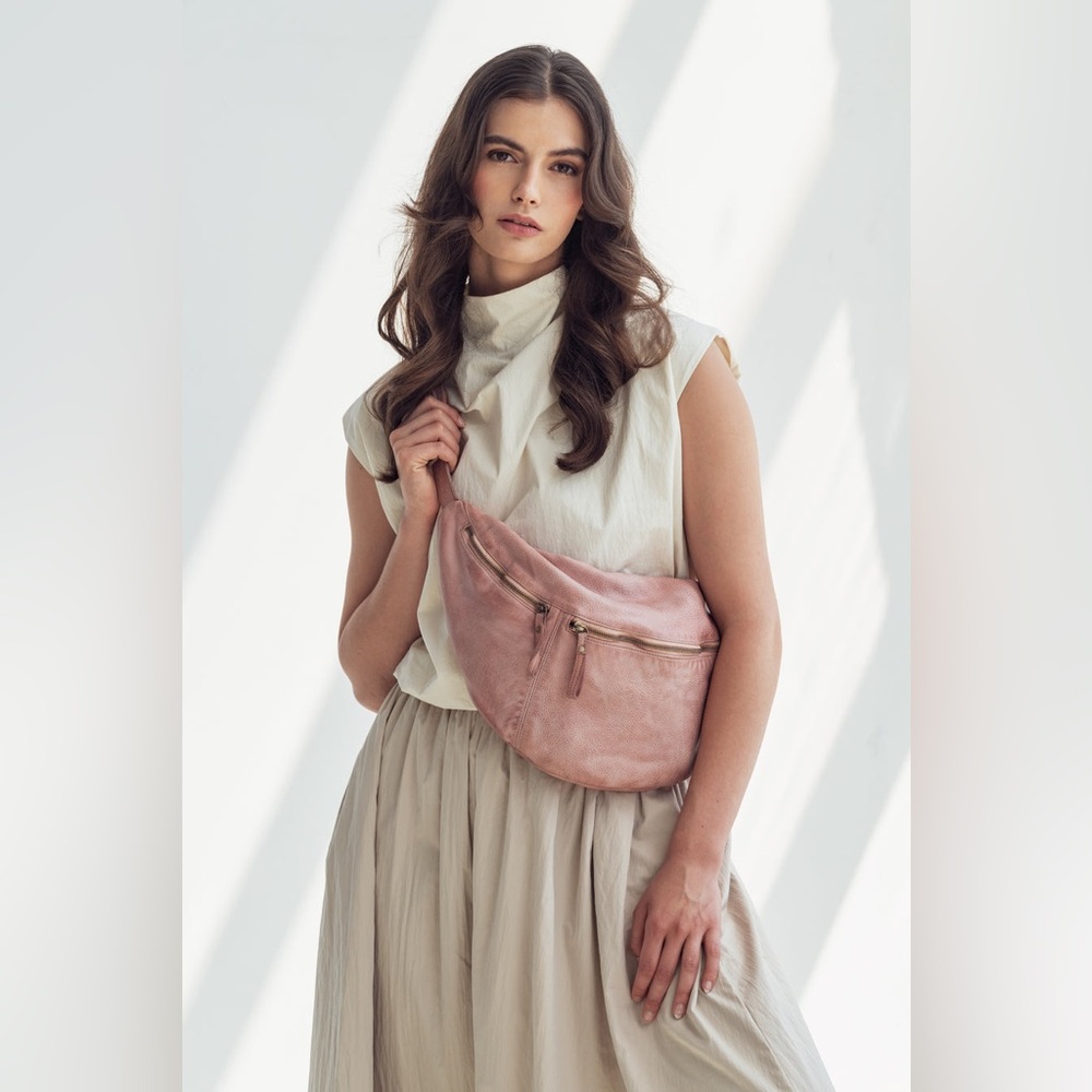 Italian Artisan Unisex Handcrafted Vintage Washed Leather Shoulder Bag